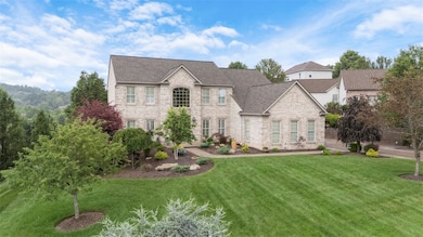 268 Arrowhead Ln, Eighty Four, PA 15330 - photo 2