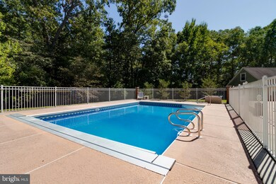 8 Garton Ct, Sewell, NJ 08080 - photo 6