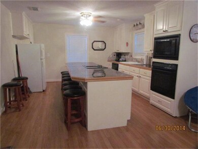 705 Cr 201, Sargent, TX 77414 - photo 5