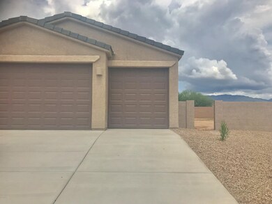 3 Car Garage