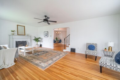 123 Letchworth Avenue-20