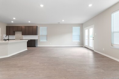 5118 Escudero, San Antonio, TX 78261 - photo 6