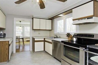 136 East St, Sharon, MA 02067 - photo 6