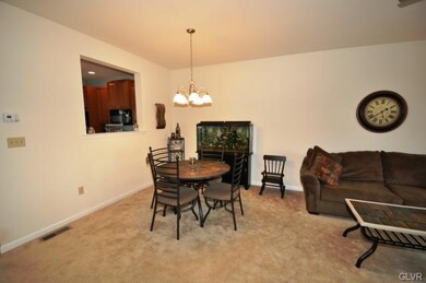 5470 Spring Ridge Dr W, Macungie, PA 18062 - photo 6