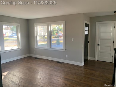 14103 Blue Skies St, Livonia, MI 48154 - photo 2