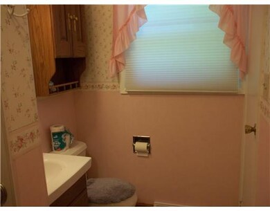 Full Bath.