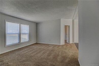 1026 Cass St, Statesville, NC 28677 - photo 3