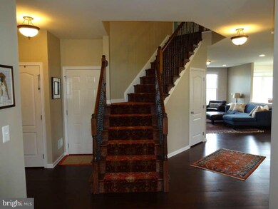 43093 Barnstead Dr, Ashburn, VA 20148 - photo 4