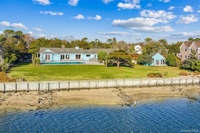 6 Last Ln, Hampton Bays, NY 11946 - photo 2