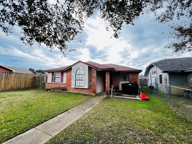View of front of property with a front yard