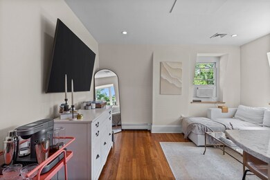 165 I St unit 3, Boston, MA 02127 - photo 5
