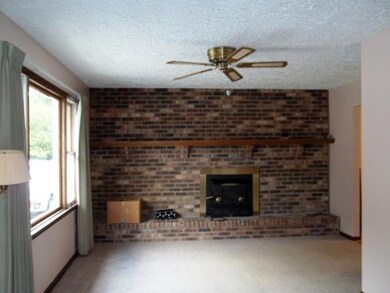 10920 Elm Circle Dr, Aurora, IN 47001 - photo 4