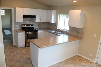 unlisted-address, Bend, OR 97701 - photo 4