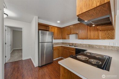 126 E Grover St unit 6, Lynden, WA 98264 - photo 5