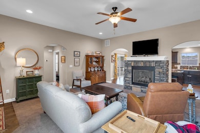 5802 Islip Dr, Columbia, MO 65201 - photo 7