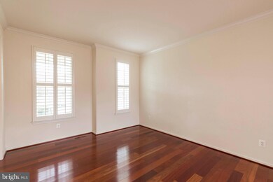 7495 Edington Dr, Warrenton, VA 20187 - photo 5