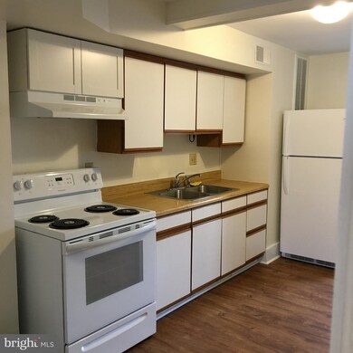 13 Oregon St, Mercersburg, PA 17236 - photo 3