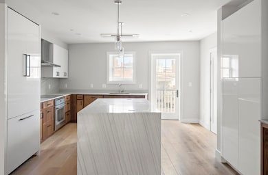 471 Hanover St unit 1, Boston, MA 02113 - photo 5