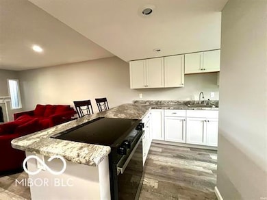 9011 S Pointe Ridge Ln, Bloomington, IN 47401 - photo 2