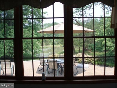 211 Colonial Dr, Perkiomenville, PA 18074 - photo 2