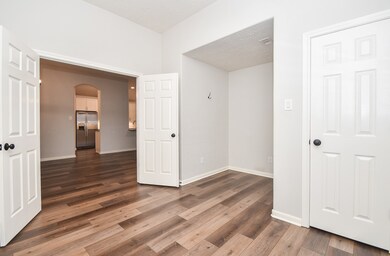 15807 Cottage Ivy Cir, Tomball, TX 77377 - photo 6