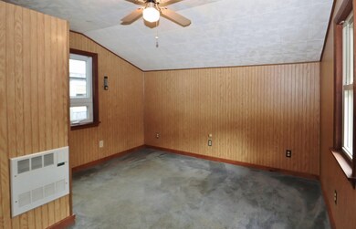 850 Fourth Ave, Berlin, NH 03570 - photo 7