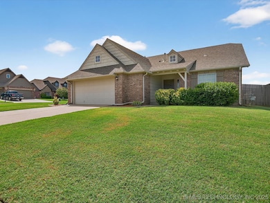 3217 Rushmore St, Bartlesville, OK 74006 - photo 4