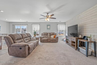 2-web-or-mls-Photo Jan 27 2023, 11 20 57