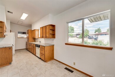 500 N Minor Ave, East Wenatchee, WA 98802 - photo 4