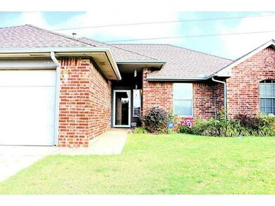 621 Woodbriar, Noble, OK 73068 - photo 2