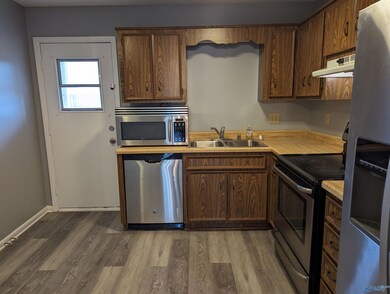 1609 Ororke Ln SW unit C, Decatur, AL 35603 - photo 6