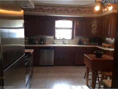 Tons of cupboard and counter space in this spaciou