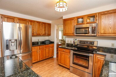 50 Old Sawmill Rd, Bedford, NH 03110 - photo 5