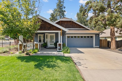 977 SW Hill St, Bend, OR 97702 - photo 2