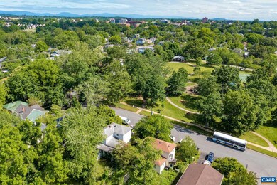 720 Stonehenge Ave, Charlottesville, VA 22902 - photo 3
