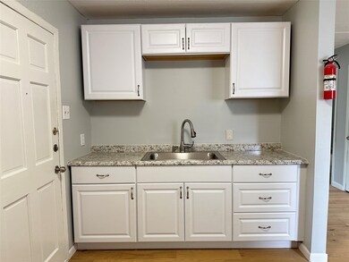 8010 Roswell St unit 1, Houston, TX 77022 - photo 7