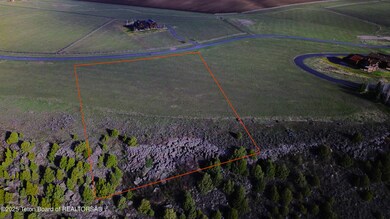 West View Outline MLS