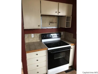 261 S Job St, Virginia, IL 62691 - photo 6