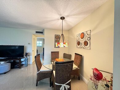 5300 Washington St unit I208, Hollywood, FL 33021 - photo 3