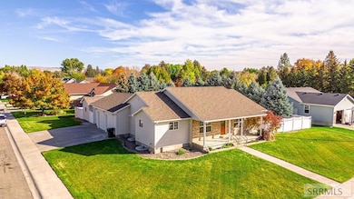 100 Centennial St, Blackfoot, ID 83221 - photo 2