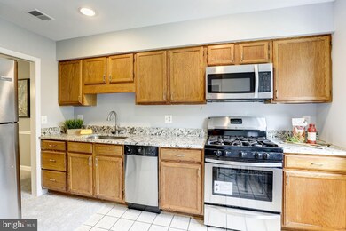 3834 Steppes Ct, Falls Church, VA 22041 - photo 5