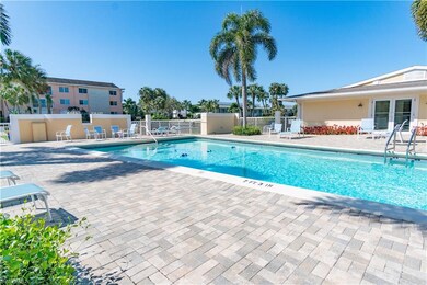 580 Broad Ave S unit 580, Naples, FL 34102 - photo 4