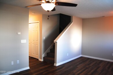 6605 Arbor Creek Dr unit 115, Louisville, KY 40228 - photo 3