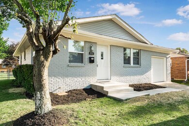 1810 Radnor Ave, Columbus, OH 43224 - photo 2