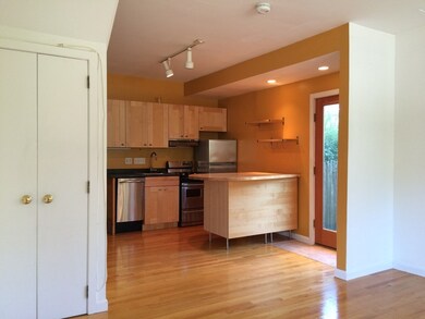 992 Beacon St unit A, Newton Center, MA 02459 - photo 4