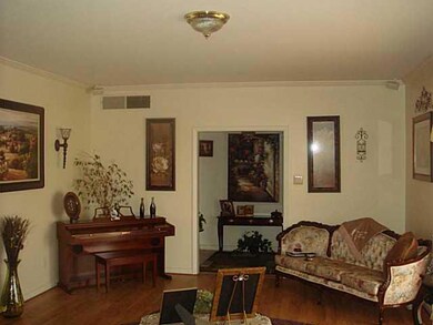 2526 Frankfort Ave, El Paso, TX 79930 - photo 5