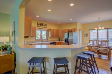 5252 Stoneman Dr, Fitchburg, WI 53711 - photo 7