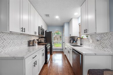 6010 Acorn St, Houston, TX 77092 - photo 6