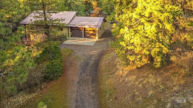 257 Devils Elbow Dr, Lenore, ID 83541 - photo 2