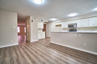 10818 Briar Forest Dr unit 34, Houston, TX 77042 - photo 7
